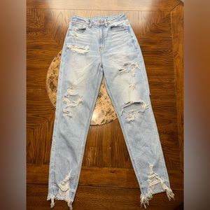 Size 2 American Eagle High Waisted Baggy Jeans